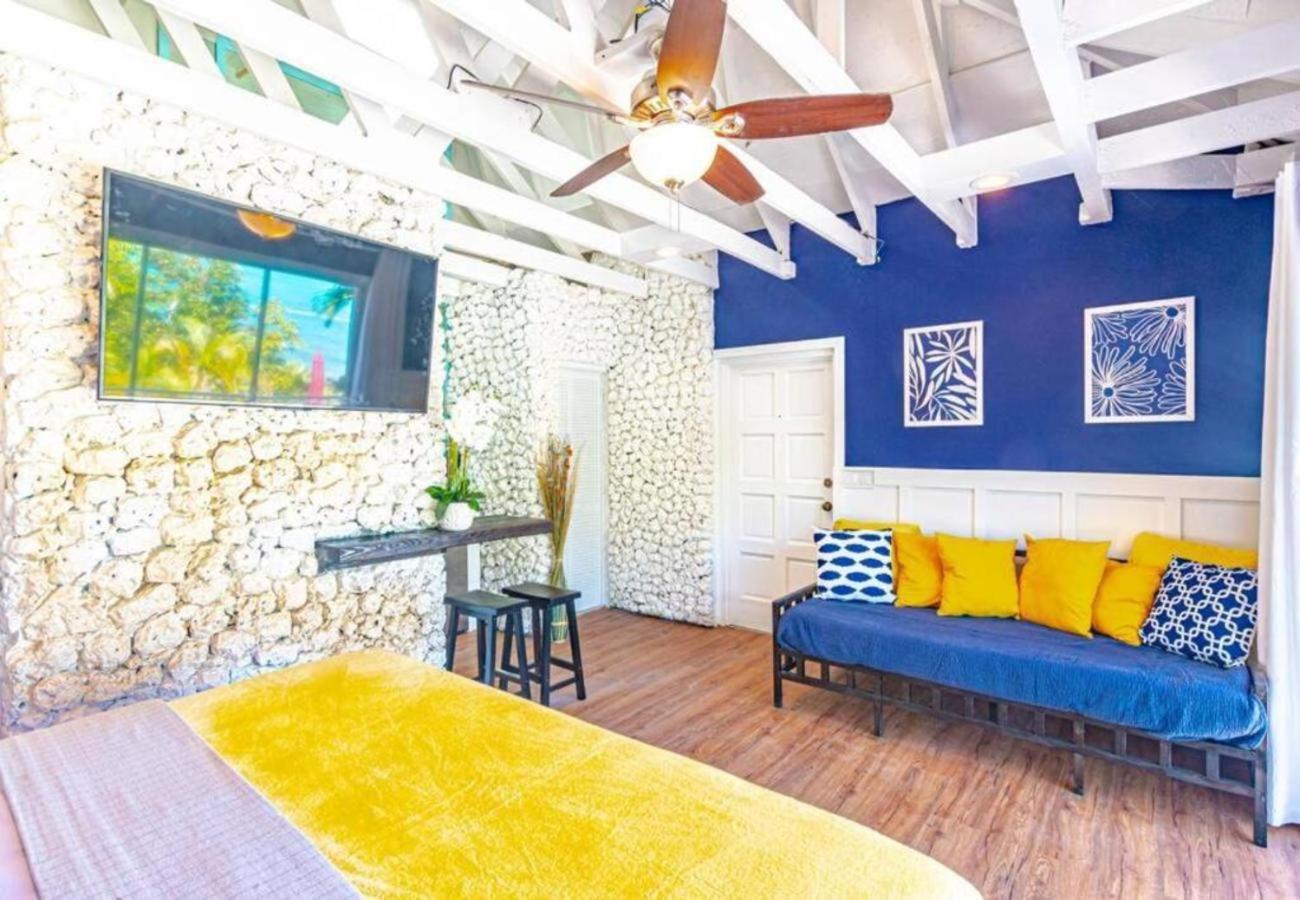 Pool Cottage At Viking Hill - Love Beach ناسو المظهر الخارجي الصورة